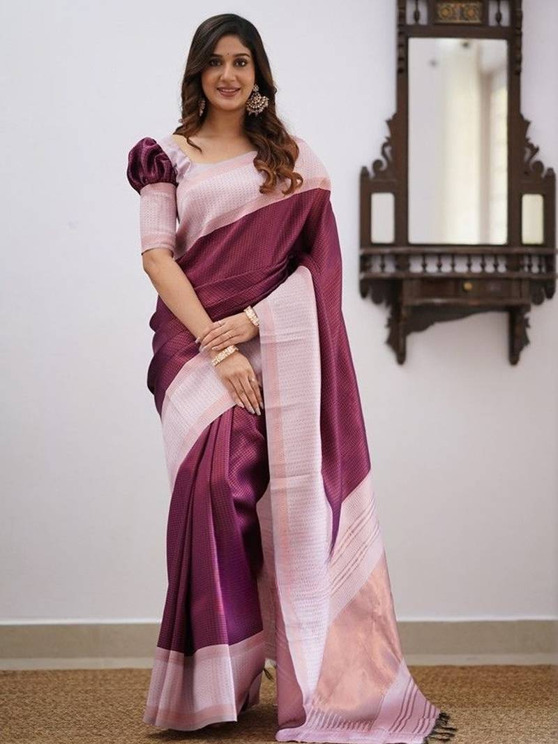 Wine pink silk blend jacuard work festival saree with unstitched blouse piece