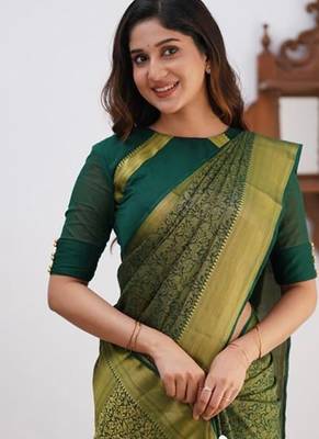 Green silk blend jacuard work festival saree with unstitched blouse piece 3