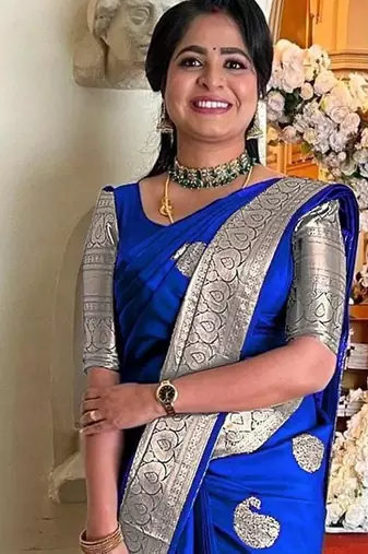 Royal blue silk blend jacuard work festival saree with unstitched blouse piece