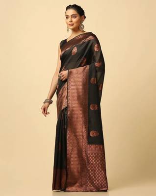 Black silk blend jacuard work festival saree with unstitched blouse piece 2