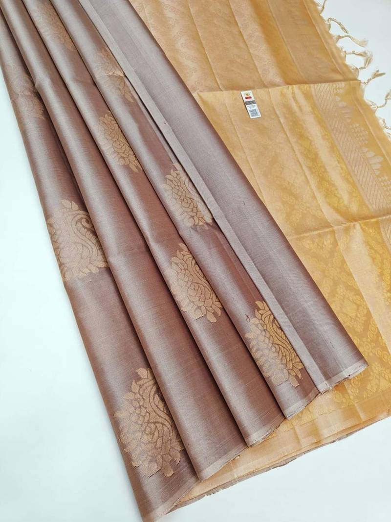 Grey beige silk blend jacuard work festival saree with unstitched blouse piece