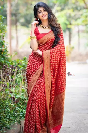 Red silk blend jacuard work festival saree with unstitched blouse piece