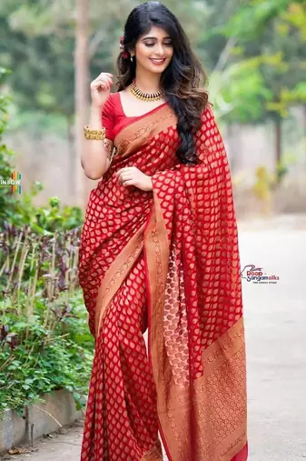 Red silk blend jacuard work festival saree with unstitched blouse piece