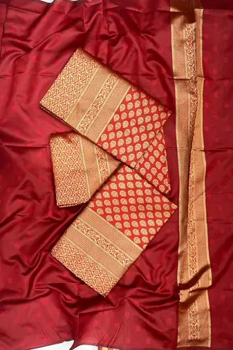 Red silk blend jacuard work festival saree with unstitched blouse piece
