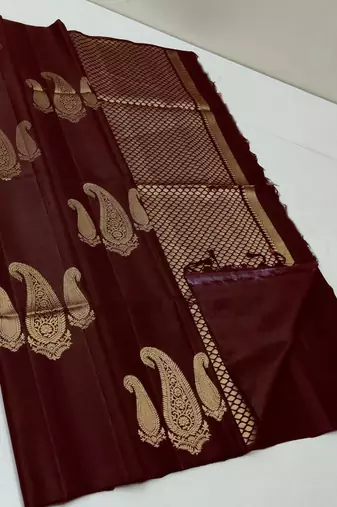 Brown silk blend jacuard work festival saree with unstitched blouse piece