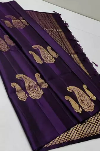 Wine silk blend jacuard work festival saree with unstitched blouse piece