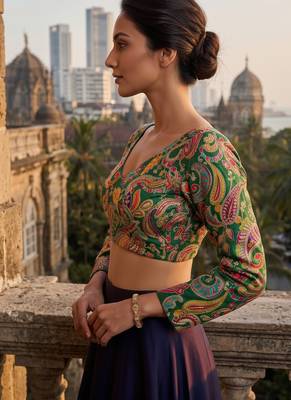 Green full sleeves self embroidered saree blouse 4