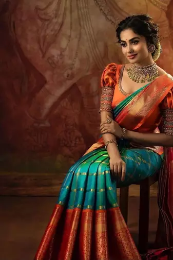 Turuoise red silk blend jacuard work festival saree with unstitched blouse piece