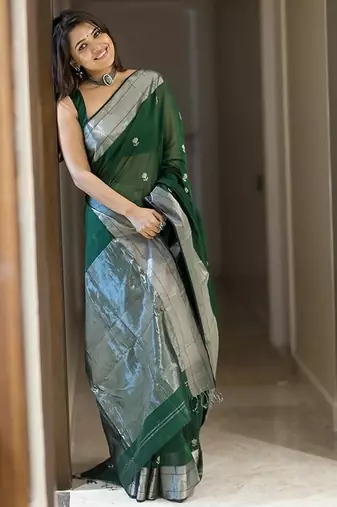Green silk blend jacuard work festival saree with unstitched blouse piece