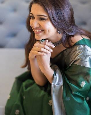 Green silk blend jacuard work festival saree with unstitched blouse piece 5