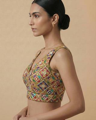 Self embroidered designer saree blouse 4