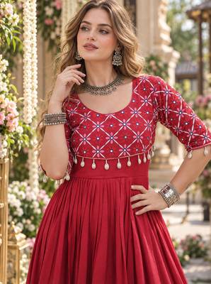 Red cotton readymade anarkali suit with embroidery & mirror work 2