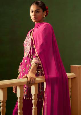 Magenta printed natural crepe a-line pant  kurta set 4