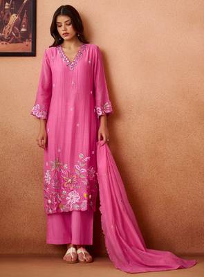 Pink embroidered chanderi straight pant  kurta set 2