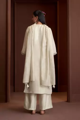 Off white embroidered tissue straight pant  kurta set