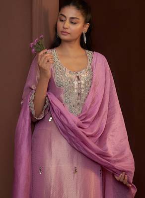Mauve embroidered tissue straight pant  kurta set 2
