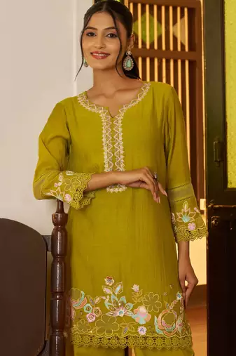 Green embroidered chanderi silk straight pant  kurta set
