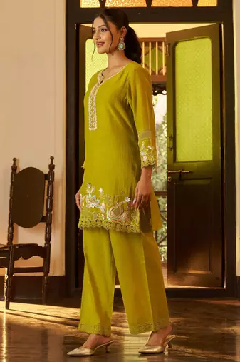 Green embroidered chanderi silk straight pant  kurta set