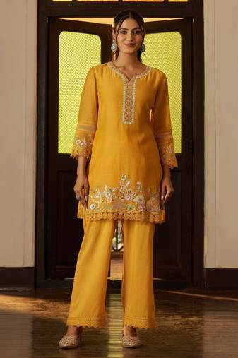 Red embroidered chanderi silk straight pant  kurta set