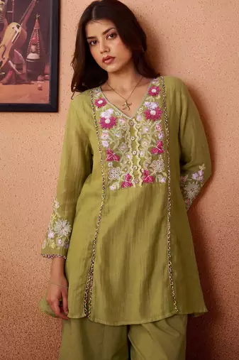 Green embroidered chanderi silk a-line pant  co-ords