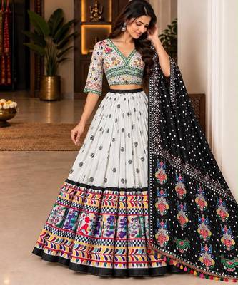 White Mirror Navratri Lehenga Choli With Dupatta 1