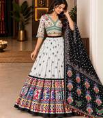 White Mirror Navratri Lehenga Choli With Dupatta