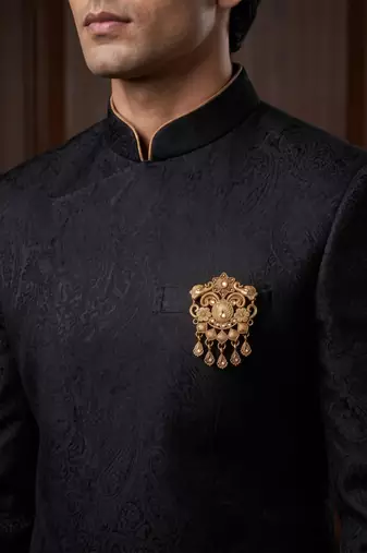 Men's gold finish white stone detailing traditional brooch