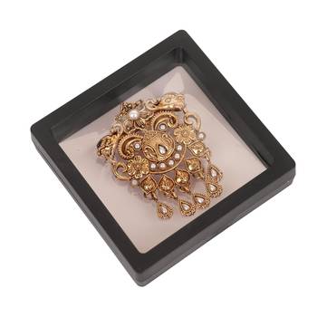 Men's gold finish white stone detailing traditional brooch 5