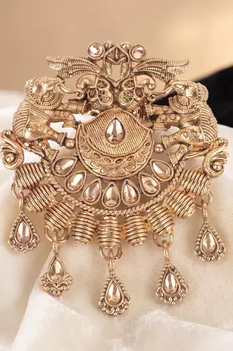 Gold plated - elephant motif gold stone brooch for men