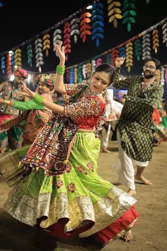Green Mirror Navratri Lehnega Choli With Dupatta