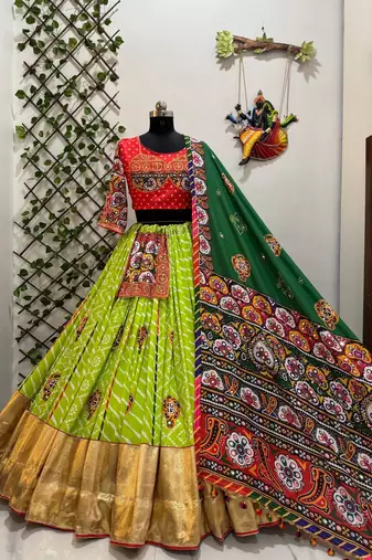 Green Mirror Navratri Lehnega Choli With Dupatta