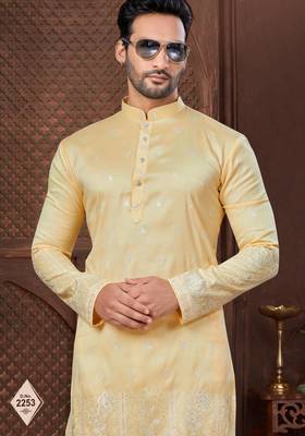 Yellow kurta pajama set with zari embroidery & fancy buttons 2
