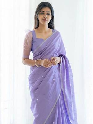 Lavender & Silver-Toned Woven Design Zari Saree with blouse  4