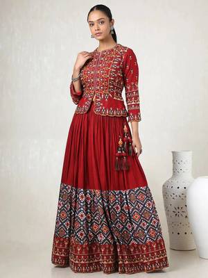 Red Navratri Lehenga Choli With Dupatta 1