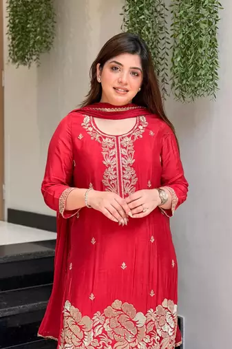 Red french crepe kurta pant with chinnon dupatta set