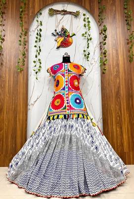 Multicolour Silk Navratri Lehnega Choli With Dupatta 2