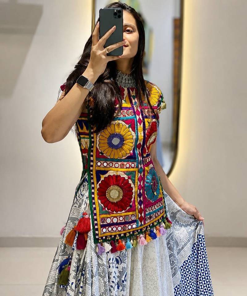 Multicolour Silk Navratri Lehnega Choli With Dupatta