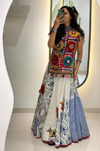 Multicolour Silk Navratri Lehnega Choli With Dupatta