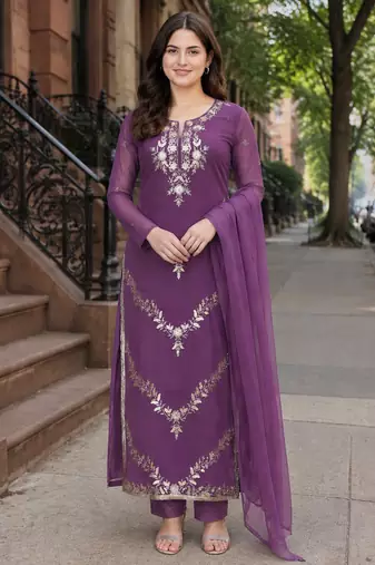 Purple georgette kurta with viscose bottom & nazmin dupatta
