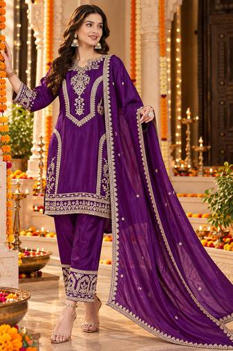 Women's stylish embroidered purple kurta pant with dupatta for festive look