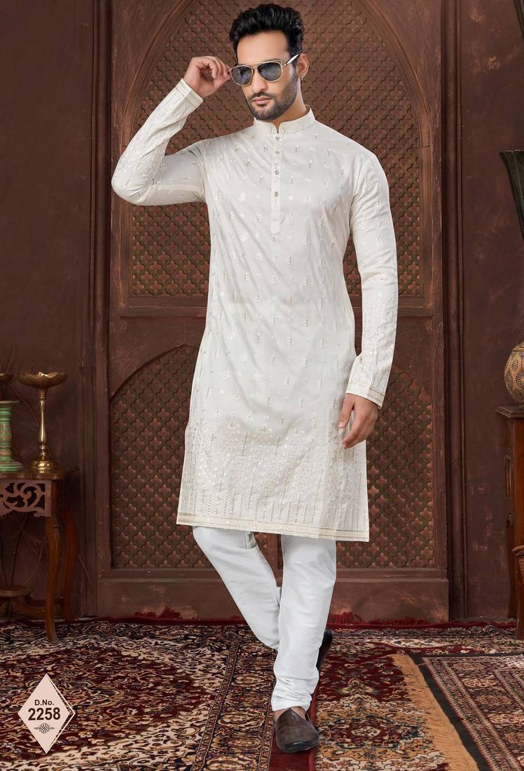 Cream kurta pajama set with zari embroidery & fancy buttons