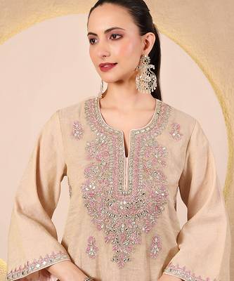 Golden beige pink embroidered chanderi kurta set 5