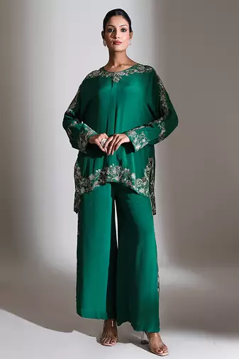 Emerald green embroidered crepe co ord set