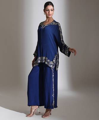 Blue embroidered crepe co ord set 2