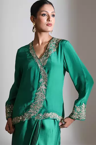 Emerald green embroidered crepe cross jacket skirt set