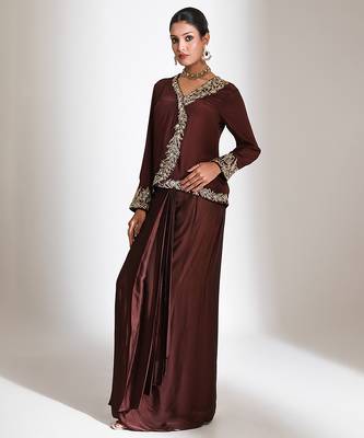 Brown embroidered crepe cross jacket skirt set 2