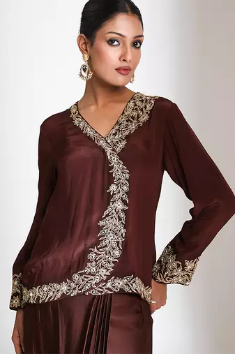 Brown embroidered crepe cross jacket skirt set