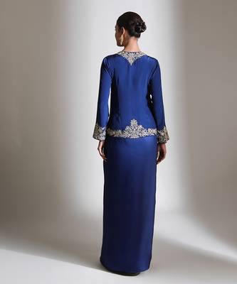 Blue embroidered crepe cross jacket skirt set 4