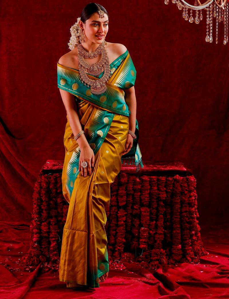 Siya- Semi kanjeevaram saree with unstitched blouse ; ethnic motifs woven design saree 