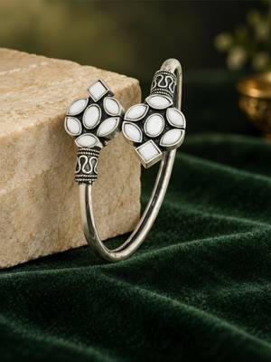 German silver white color adjustable bracelet 3